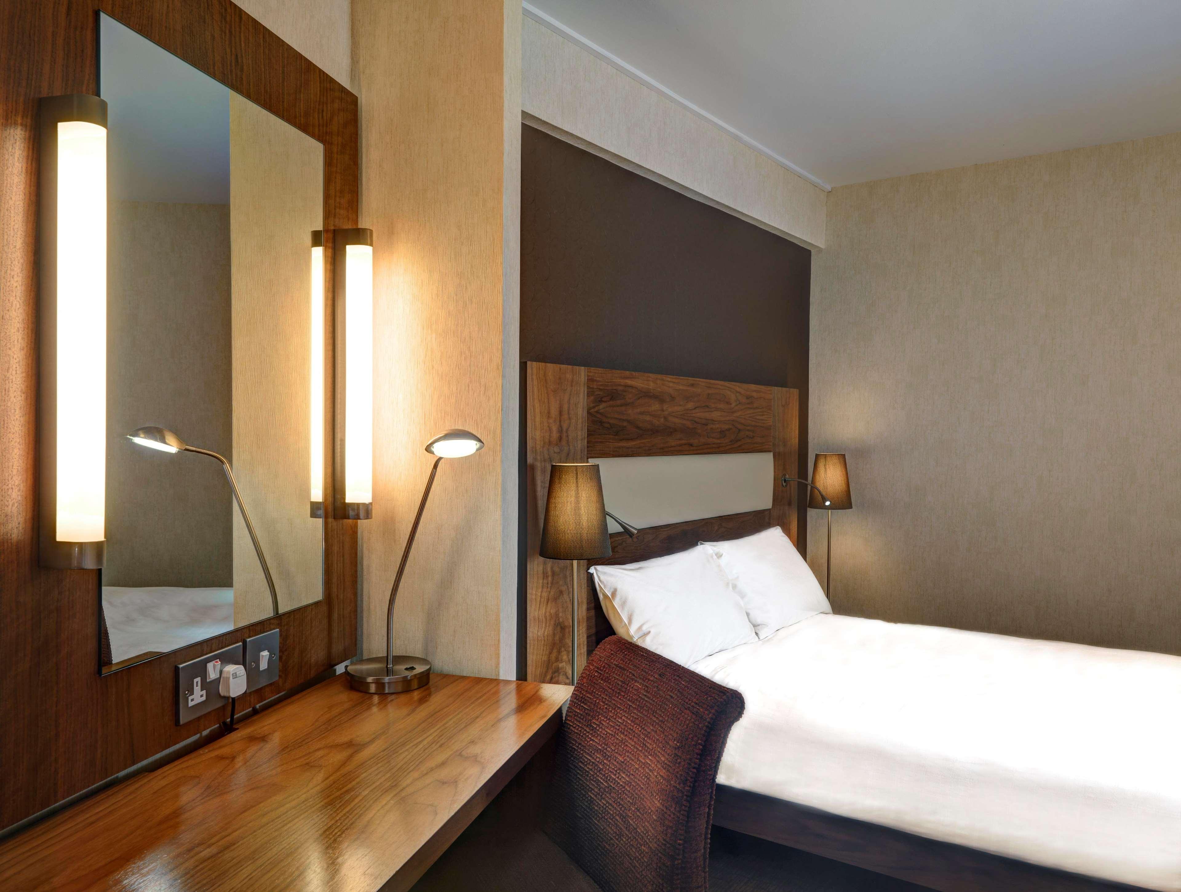 Doubletree By Hilton Aberdeen Treetops Exterior foto