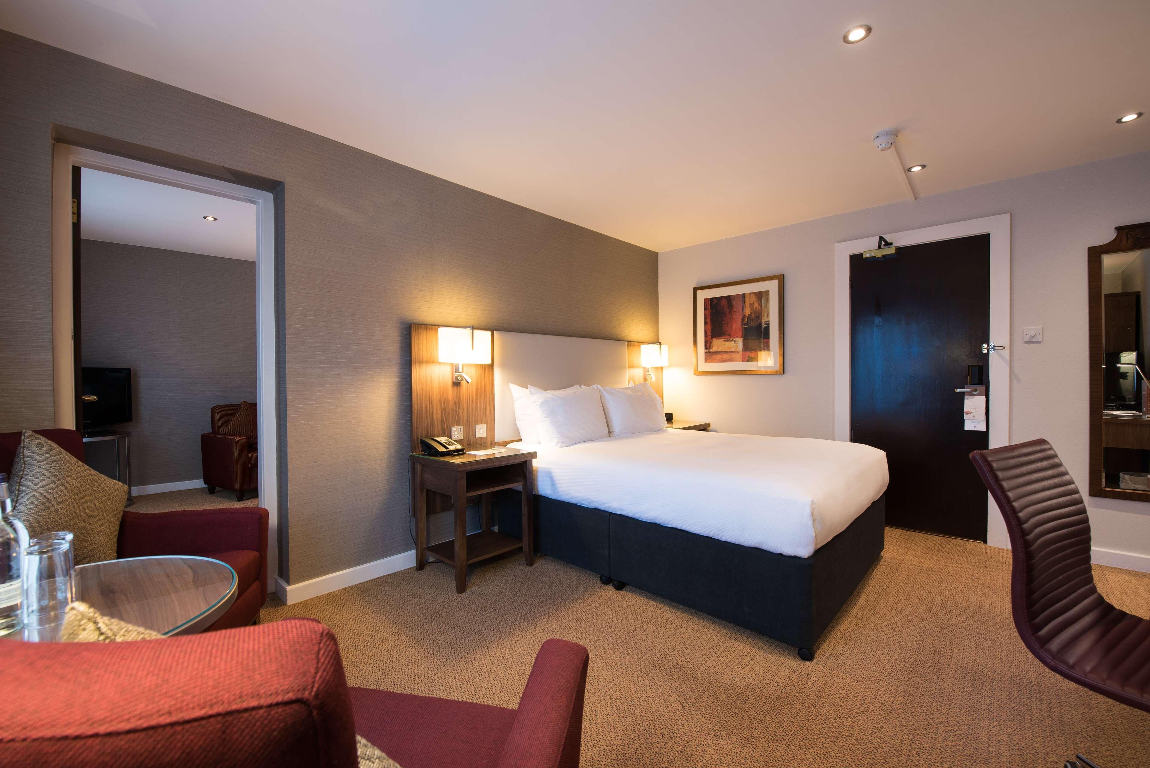 Doubletree By Hilton Aberdeen Treetops Exterior foto