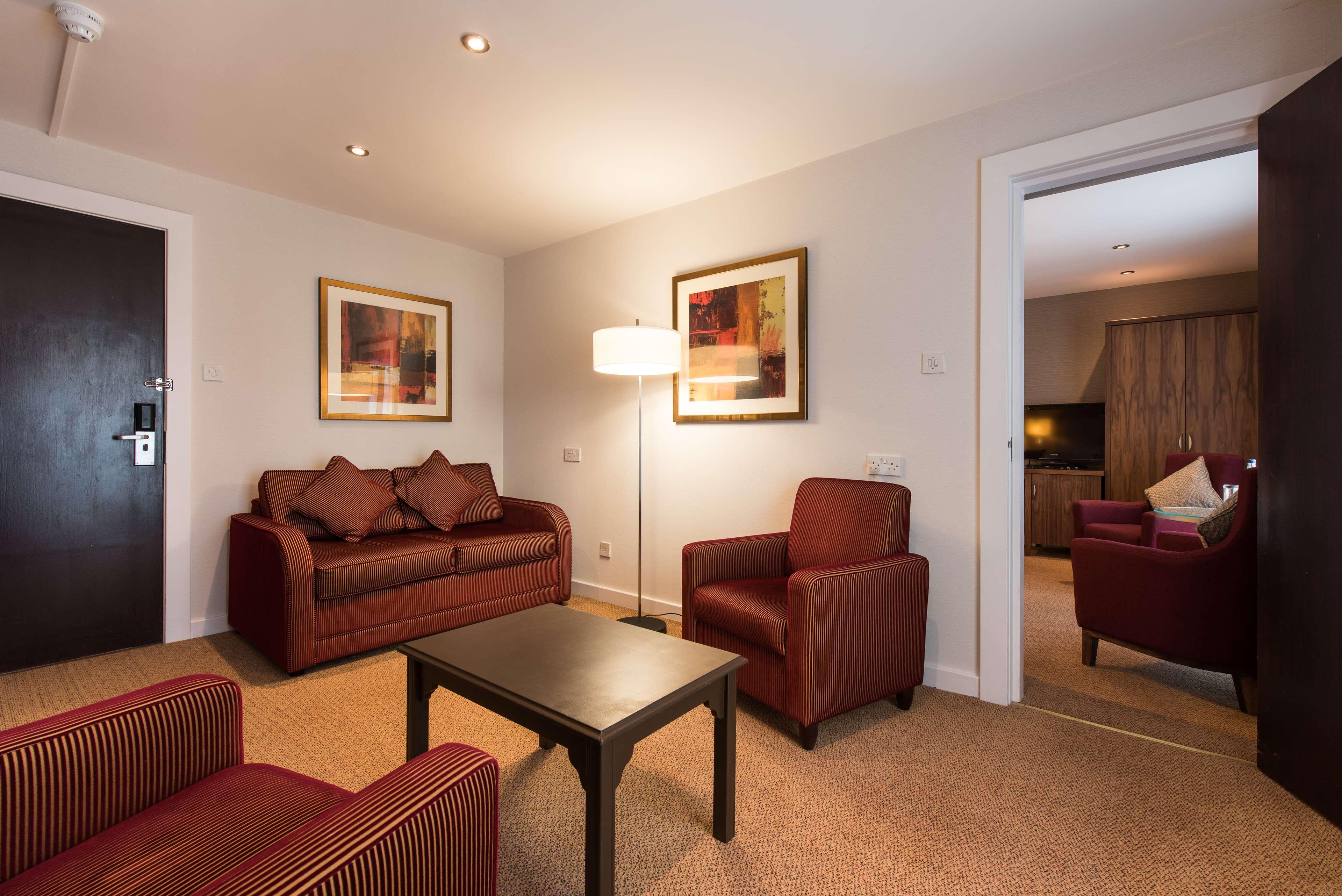 Doubletree By Hilton Aberdeen Treetops Exterior foto