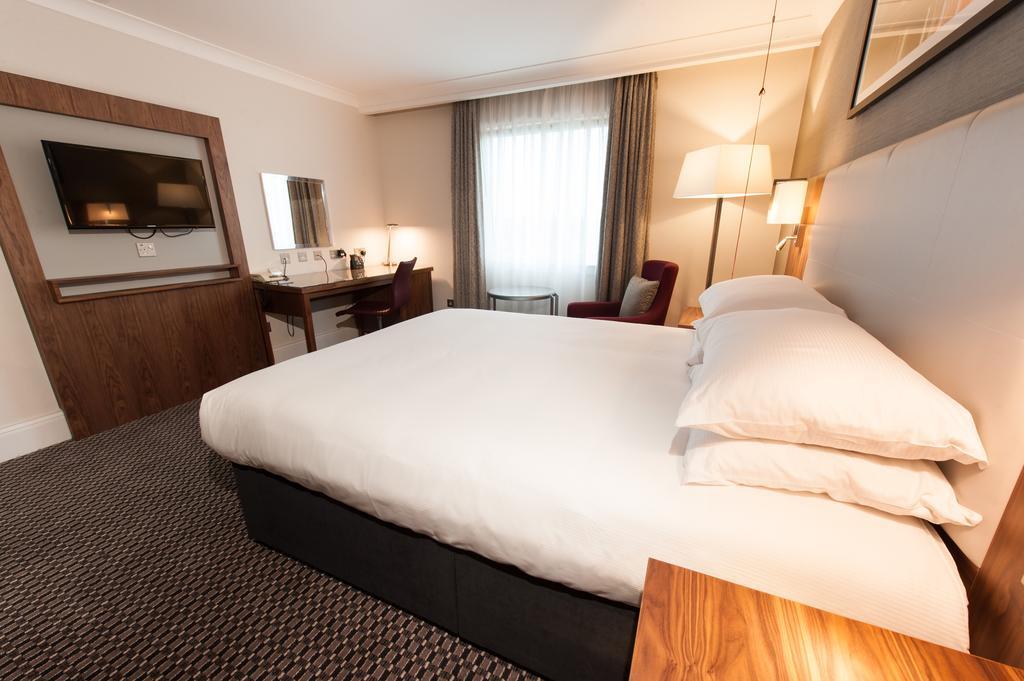 Doubletree By Hilton Aberdeen Treetops Exterior foto